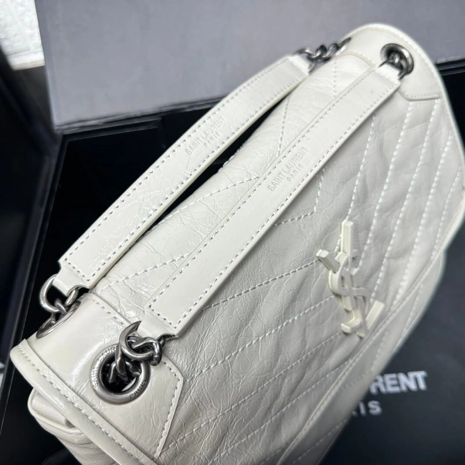 Comfortable NIKI MEDIUM IN VINTAGE LEATHER 1462