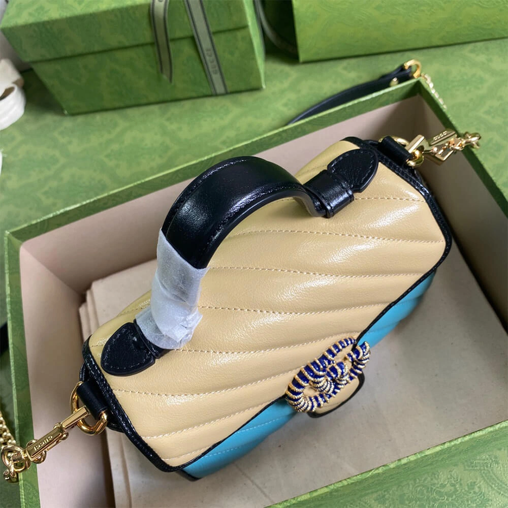 Online Exclusive GG Marmont mini bag Compact 981