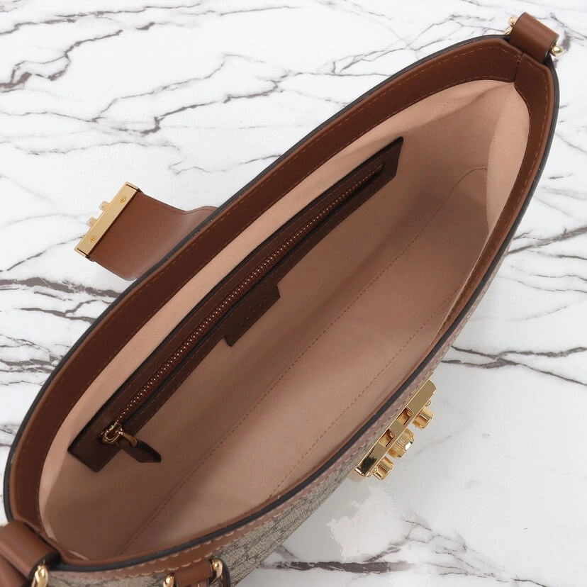 NewStyle PADLOCK GG MEDIUM SHOULDER BAG 836