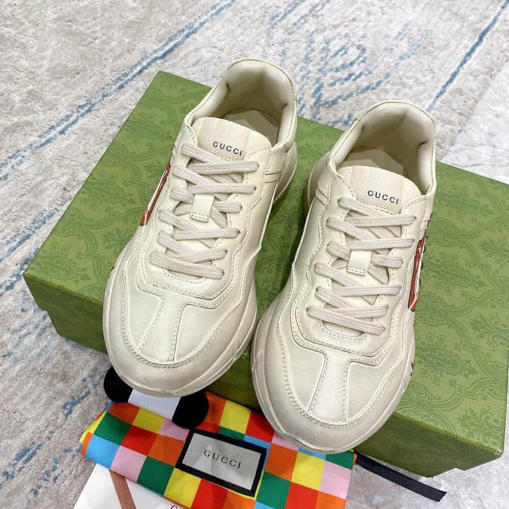 UrbanStyle Rhyton sneaker with mouth print 67