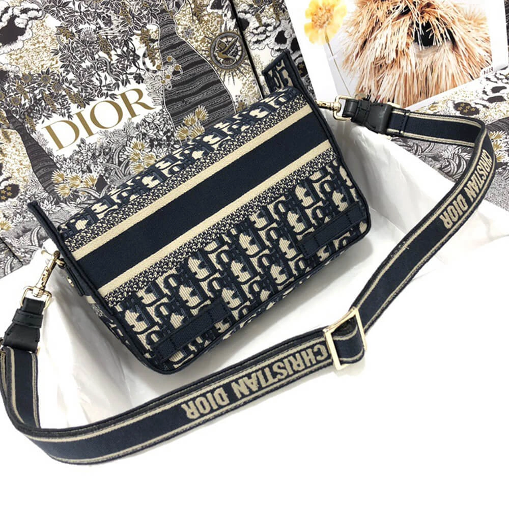 UrbanStyle SMALL DIORCAMP BAG 1297