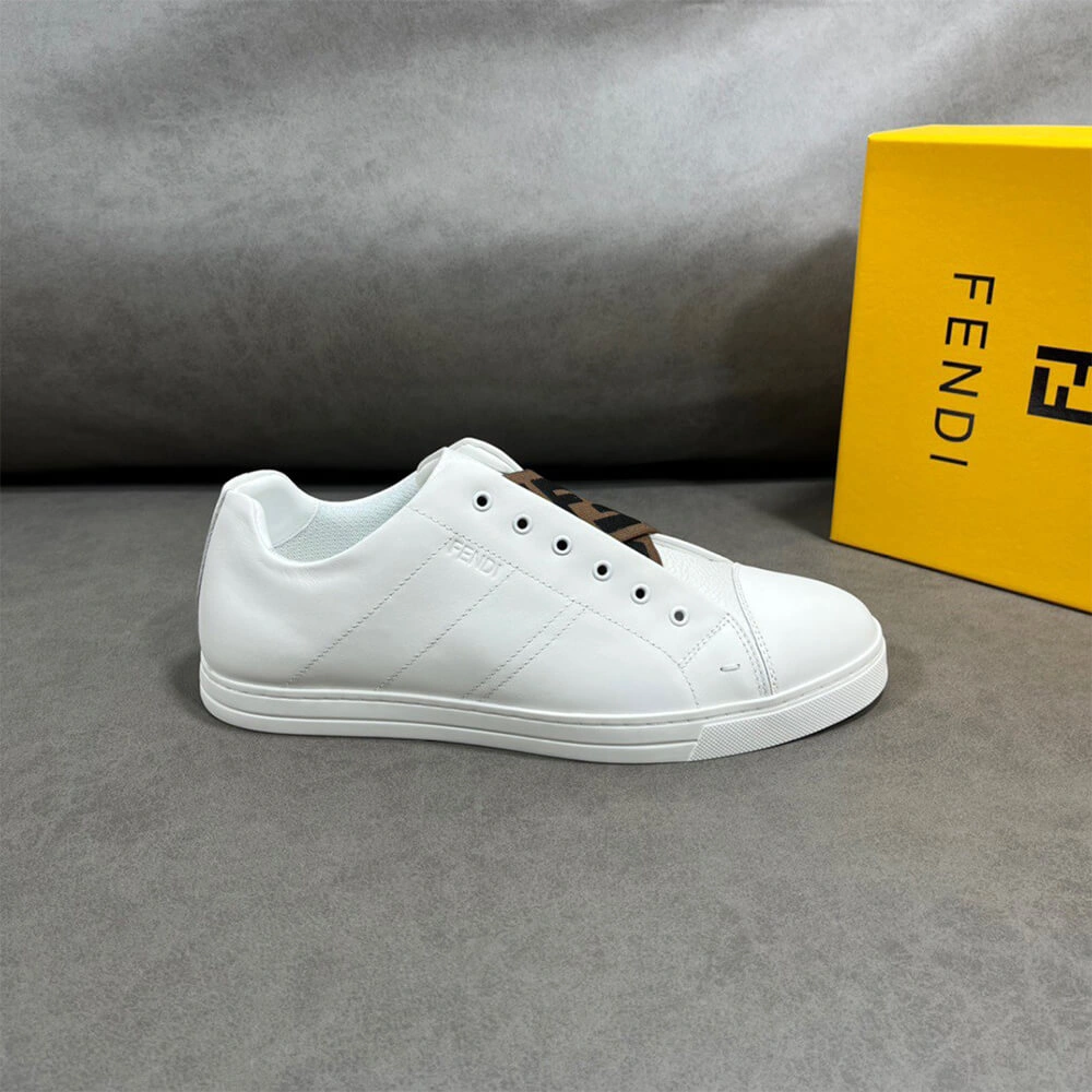Trendsetting Sneakers 153