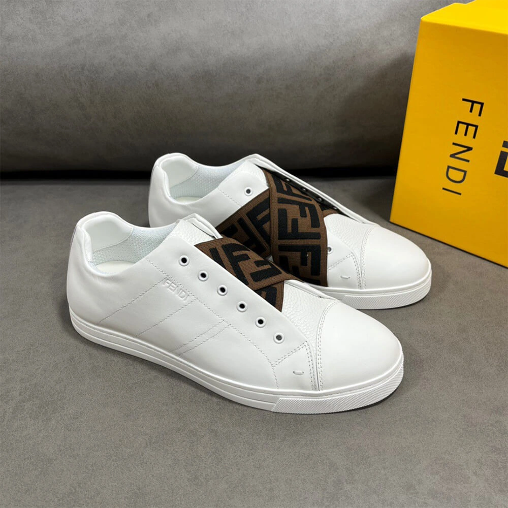 Trendsetting Sneakers 153