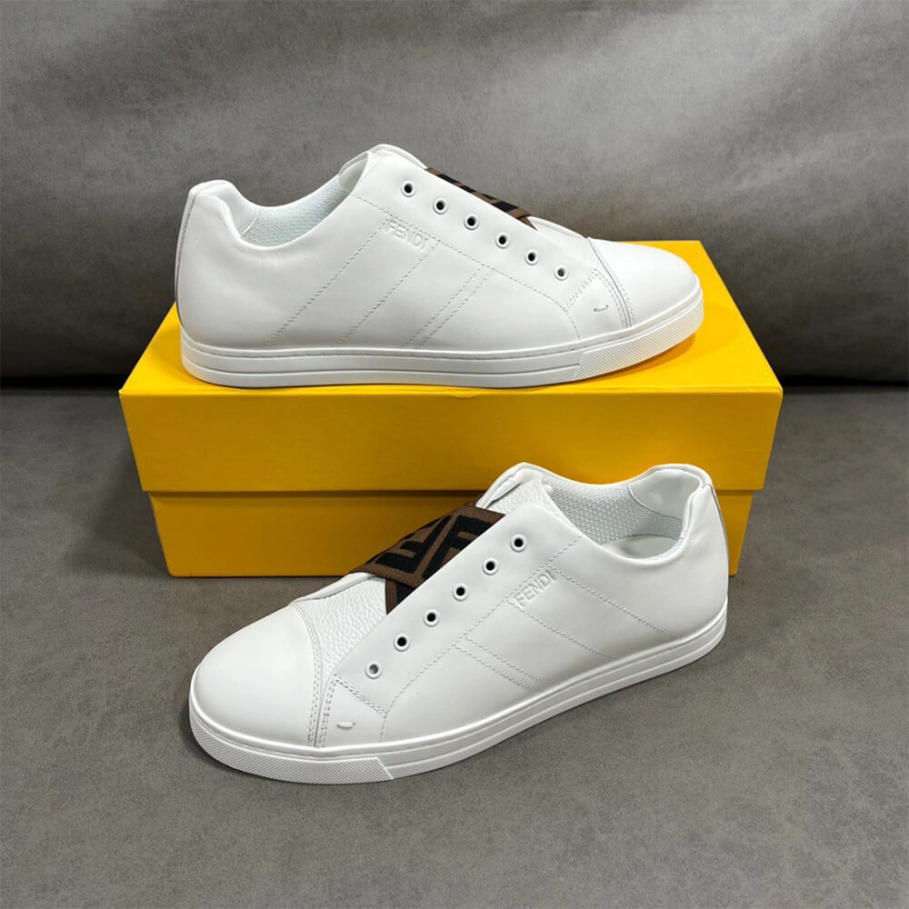 Trendsetting Sneakers 153
