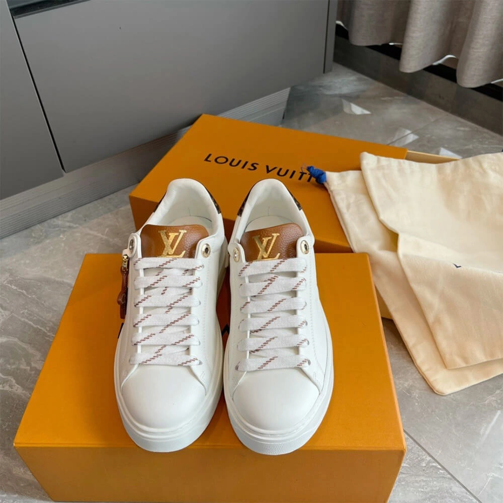 Lightweight TIME OUT SNEAKER 45