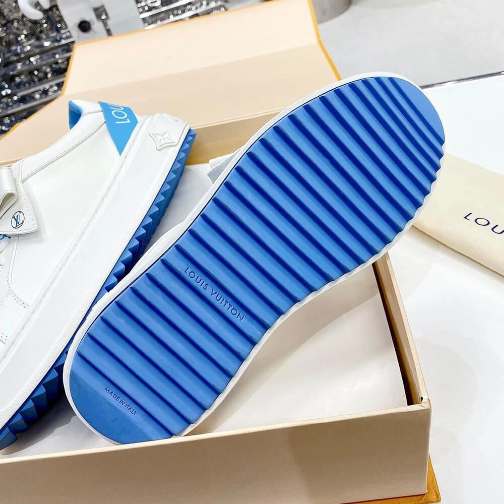 Attractive TIME OUT SNEAKER 15