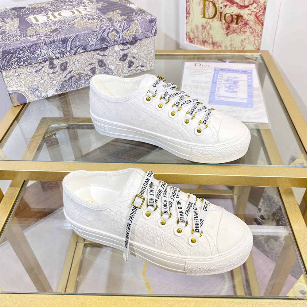Comfortable WALK’N’DIOR SNEAKER 110