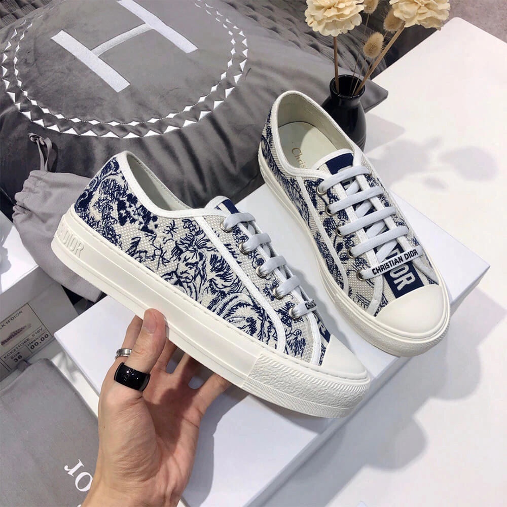 Modern WALK’N’DIOR SNEAKER 87
