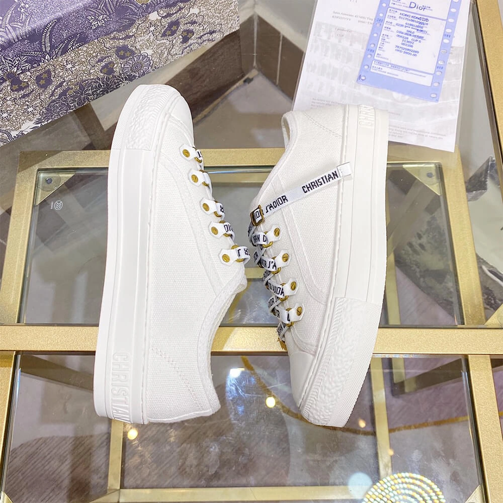 Comfortable WALK’N’DIOR SNEAKER 110