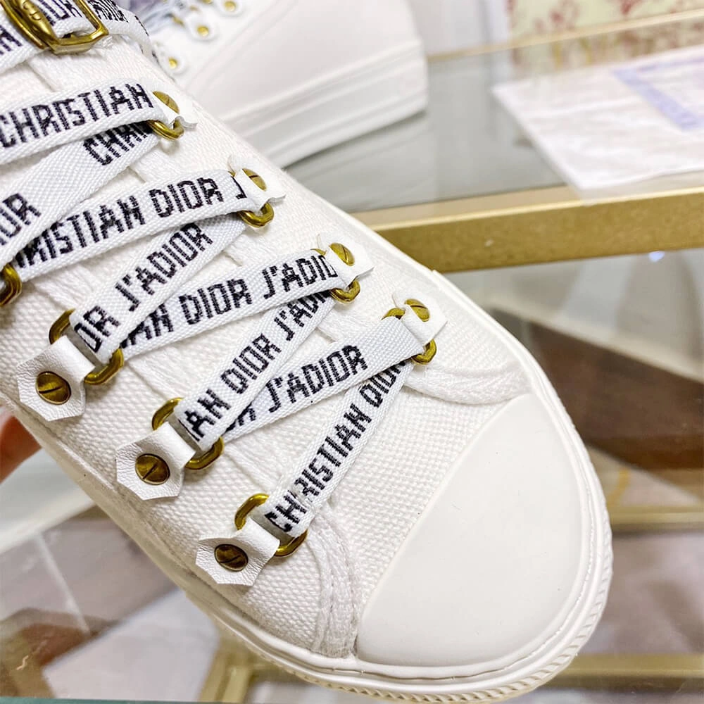 Comfortable WALK’N’DIOR SNEAKER 110