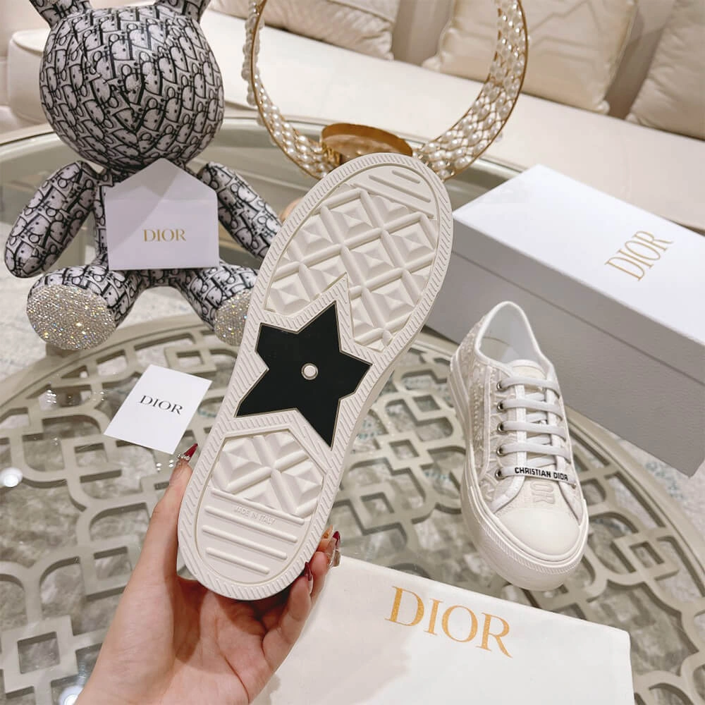 UrbanStyle WALK’N’DIOR SNEAKER 116