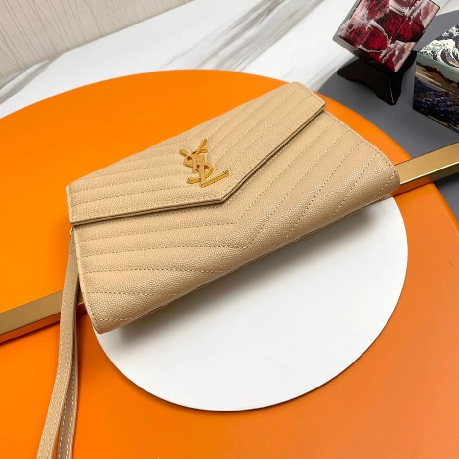 YSL CASSANDRE matelassé leather flap clutch Sophisticated 1388