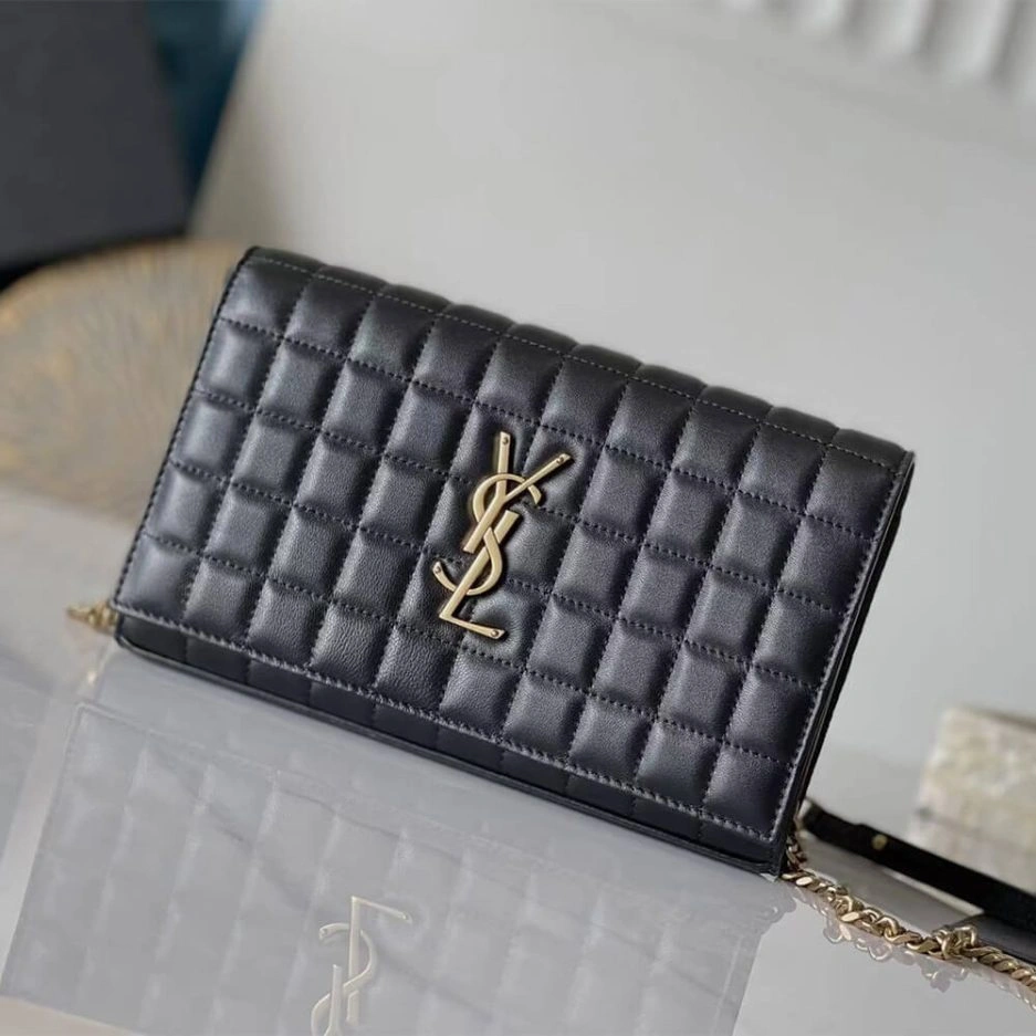 Breathable YSL LAMBSKIN CASSANDRE CHAIN WALLET 1410
