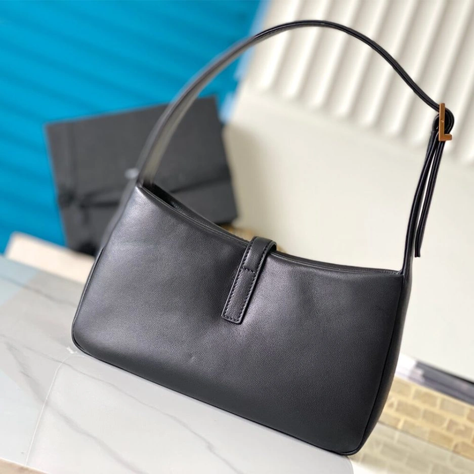 YSL LE 5 À 7 ARMPIT BAG WrinkleFree 1479