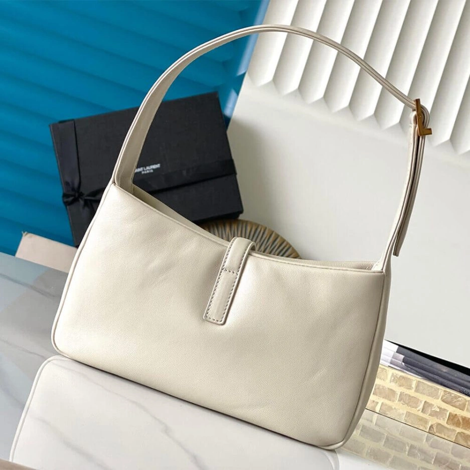 YSL LE 5 À 7 ARMPIT BAG Modern 1425