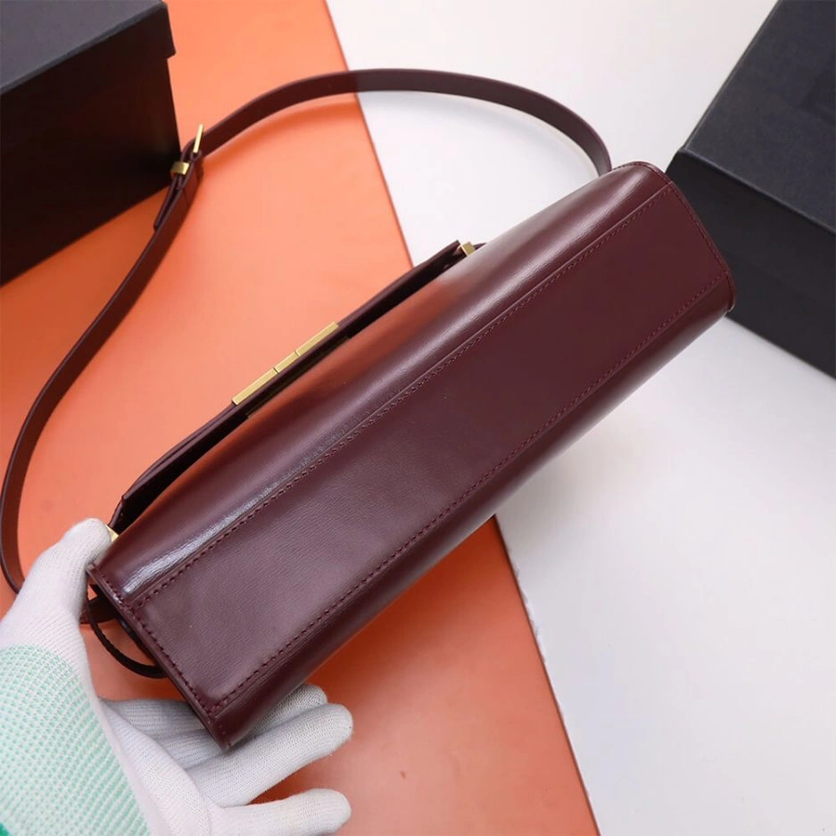 Cozy YSL Manhattan Box 1444