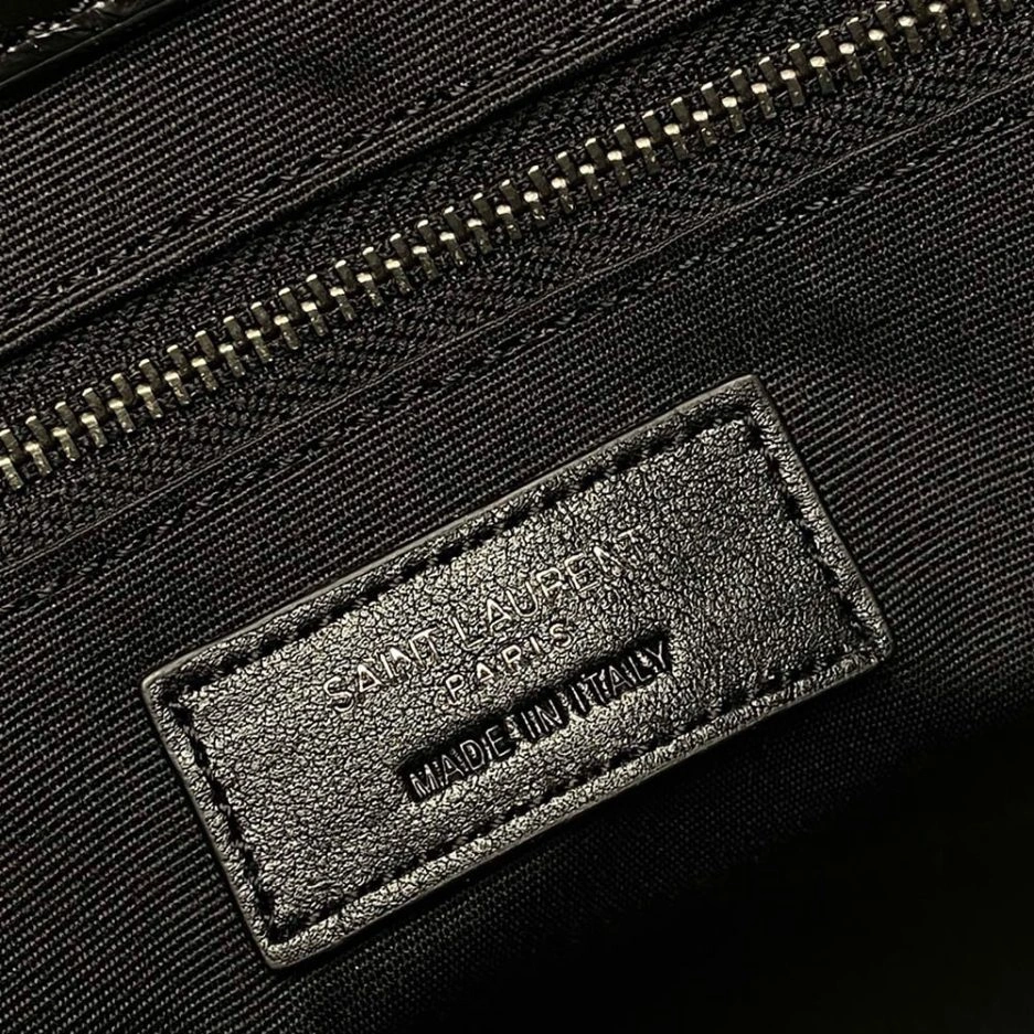 Compact YSL NIKI SHOPPING IN VINTAGE LEATHER 1450