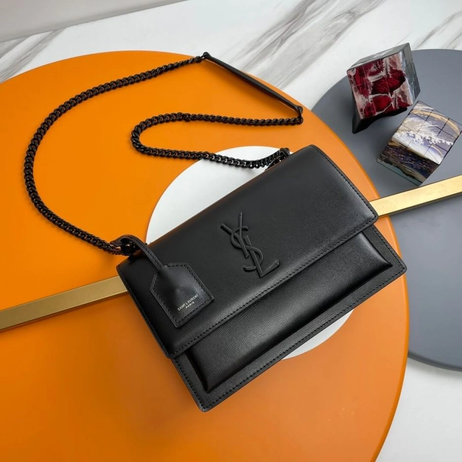 Supportive YSL sunset medium leather shoulder bag 1405