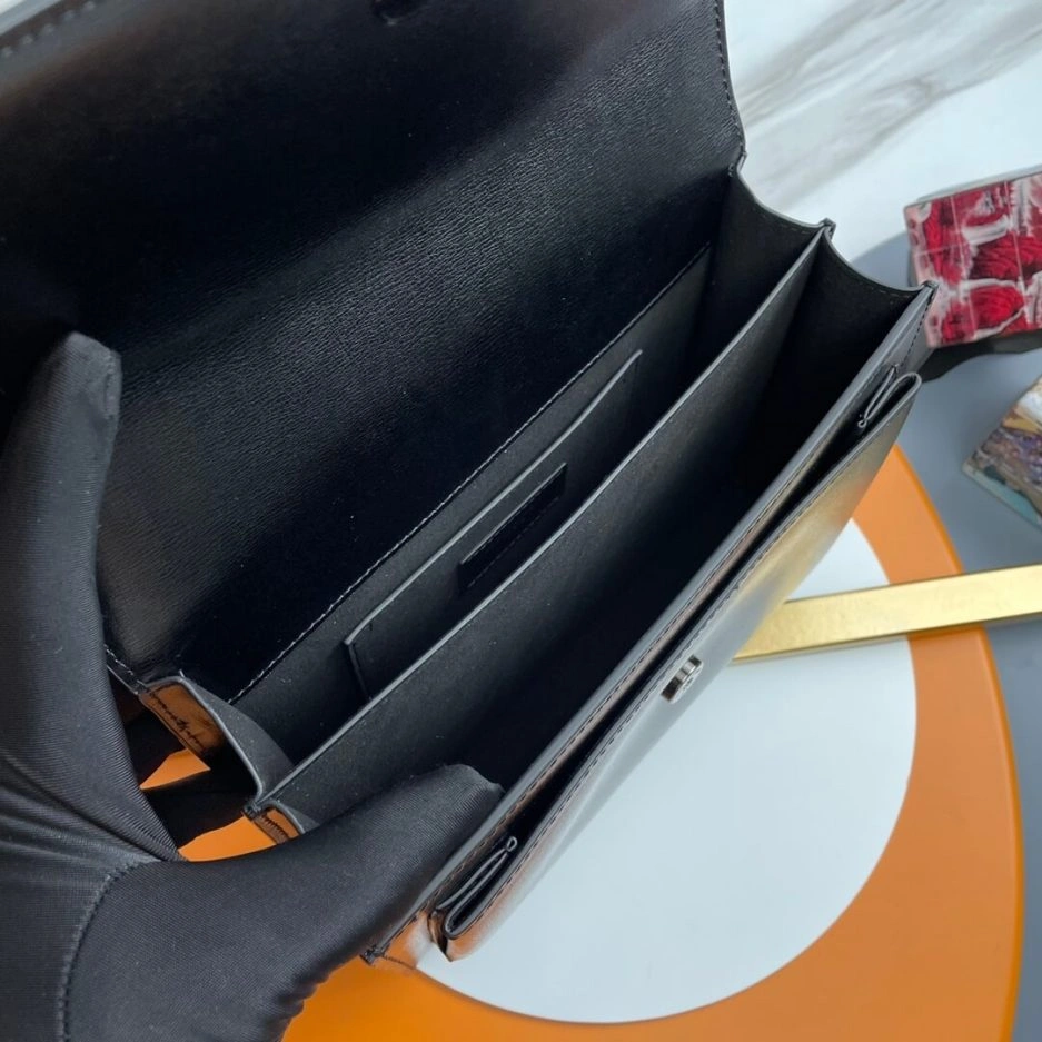 Supportive YSL sunset medium leather shoulder bag 1405