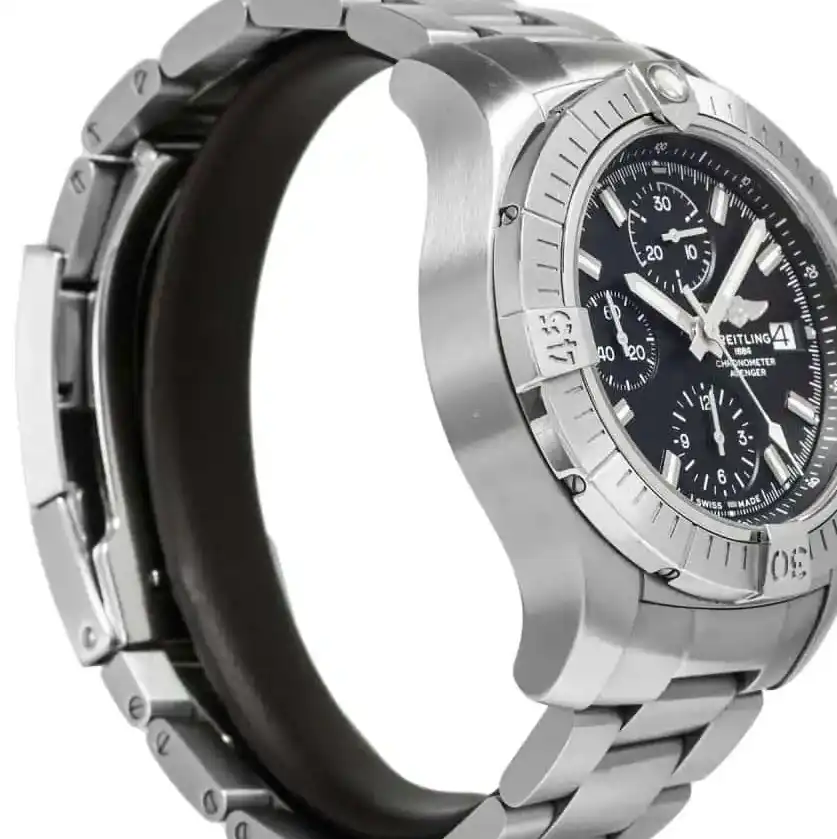 PrestigiousJewelers Breitling Chronograph Avenger A13385 Yes