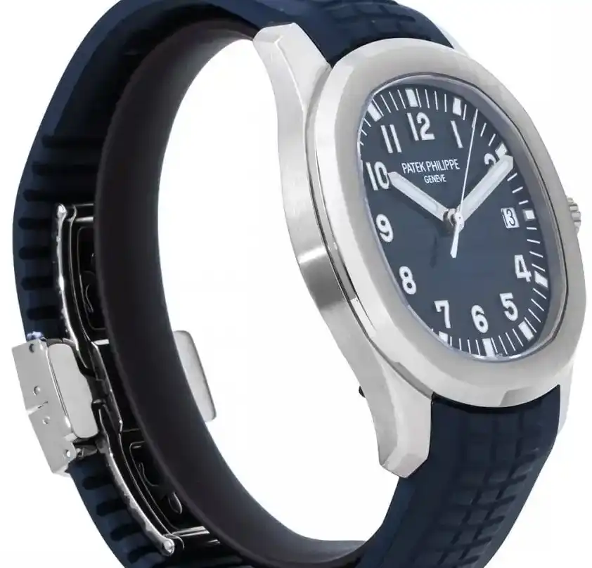 PrestigiousJewelLers 42.2mm Patek Philippe Aquanaut 5168g-001