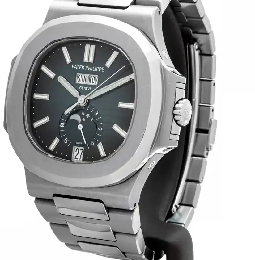 PrestigiousJewelLers Patek Philippe Nautilus 5726A Yes