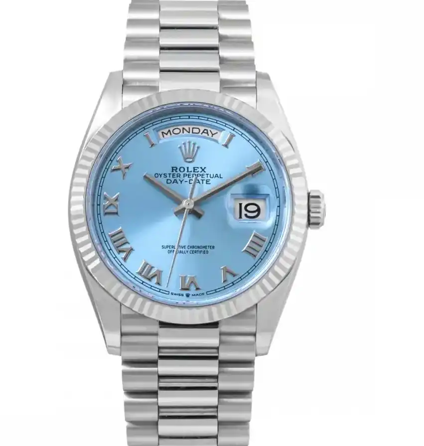 Prestigious JewelLers Blue Rolex Day-Date 128236