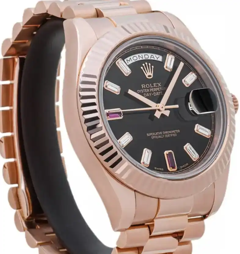 PrestigiousJewelLers Rolex Day-Date 218235 Yes