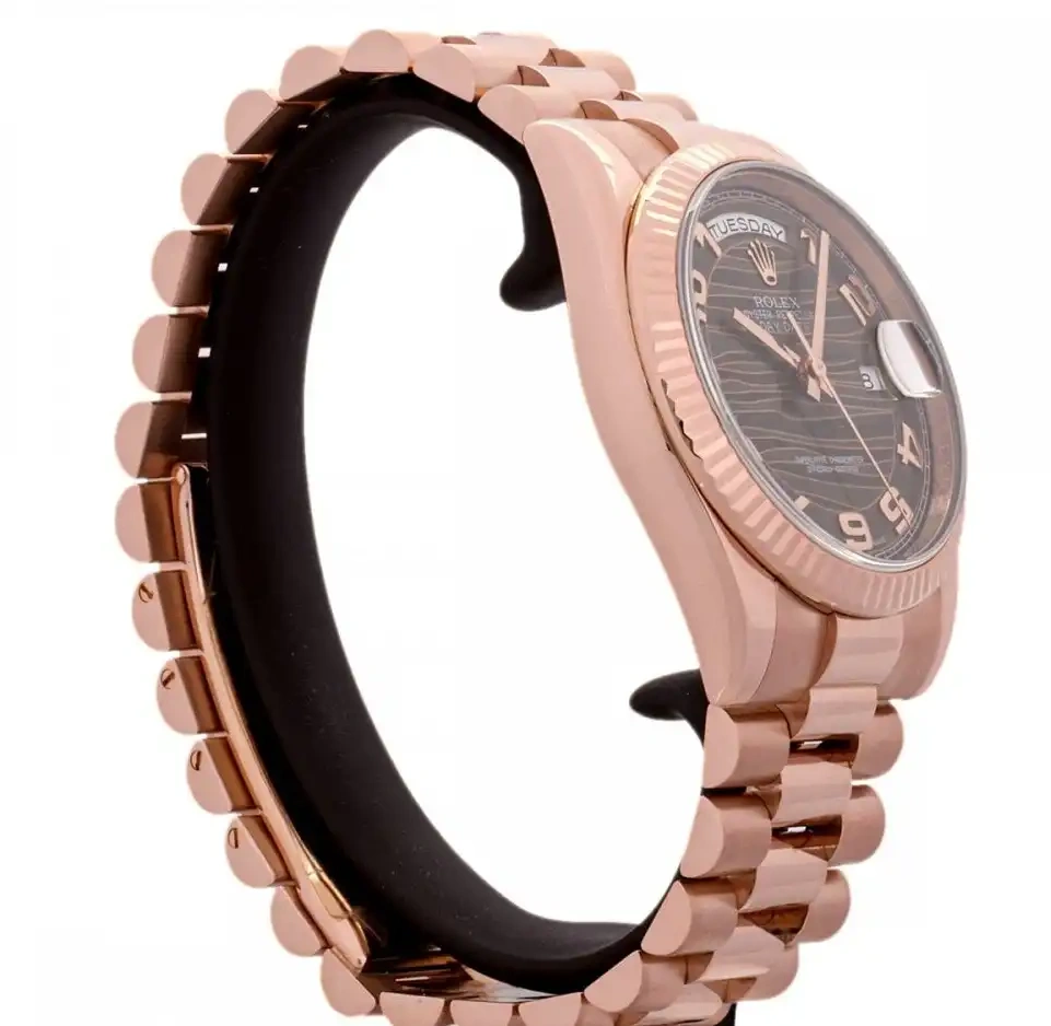 Yes Rolex Day-Date II 118235