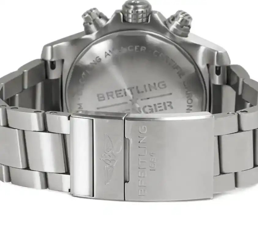 Prestigious Jewelrys 2021 Breitling Chronograph Avenger A13385