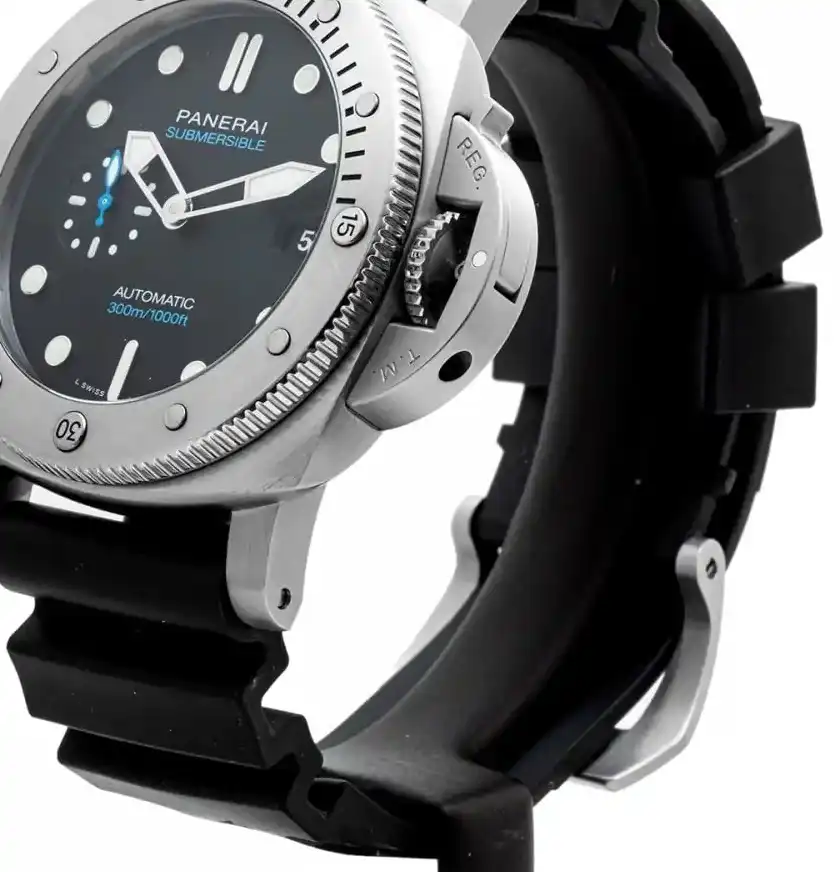 Prestigious Jewelrys Black Panerai PAM01229