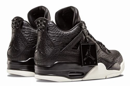 AIR JORDAN 4 PINNACLE “BLACK”-1