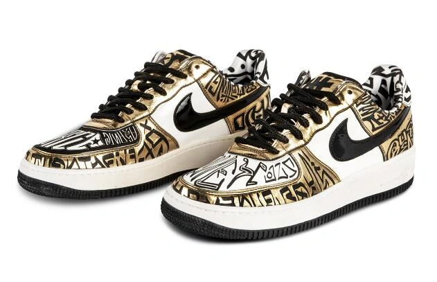 Air Force 1  Black Gold
