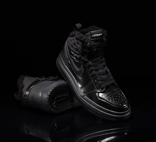 Air Jordan 1 Acclimate Triple Black