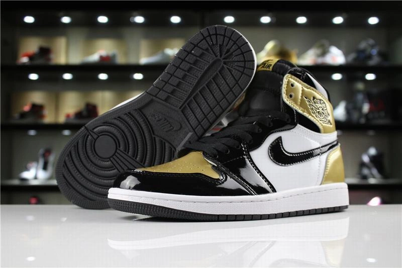 Affordable Air Jordan 1 Gold Toe-01