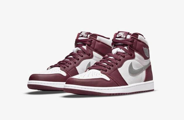 Air Jordan 1 High OG Bordeaux