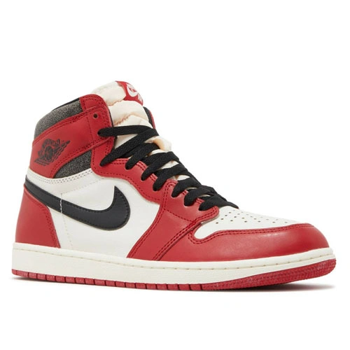 Air Jordan 1 High OG Chicago Lost Found