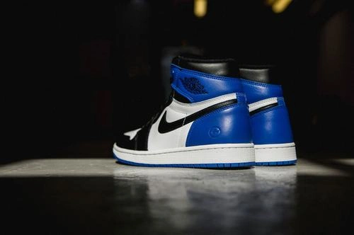 Air Jordan 1 High Royal Black Toe-1
