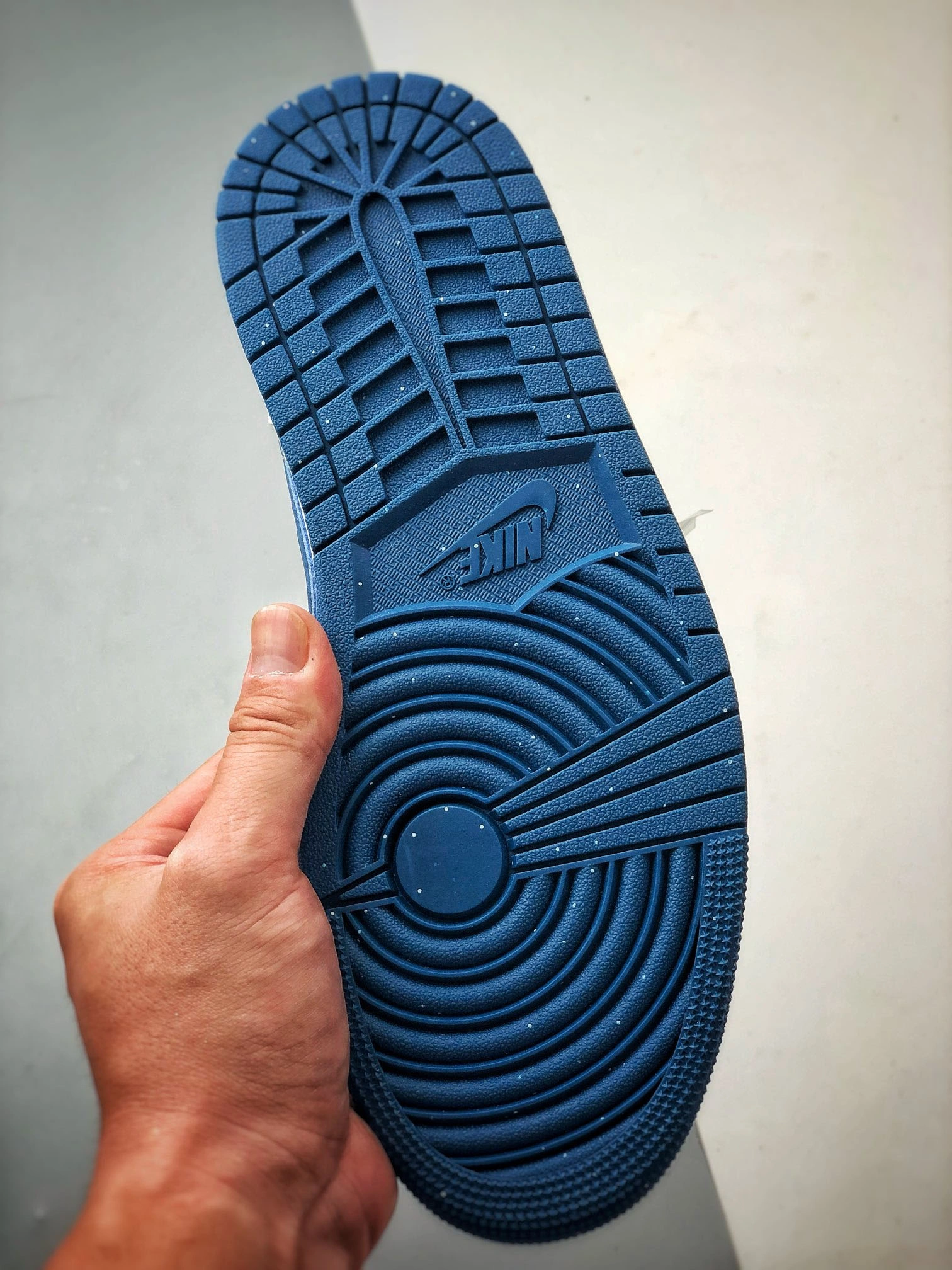 Air Jordan 1 Mid Industrial Blue