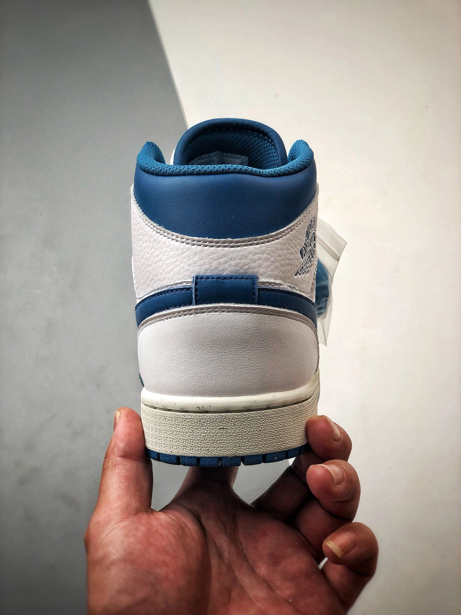 Air Jordan 1 Mid Industrial Blue