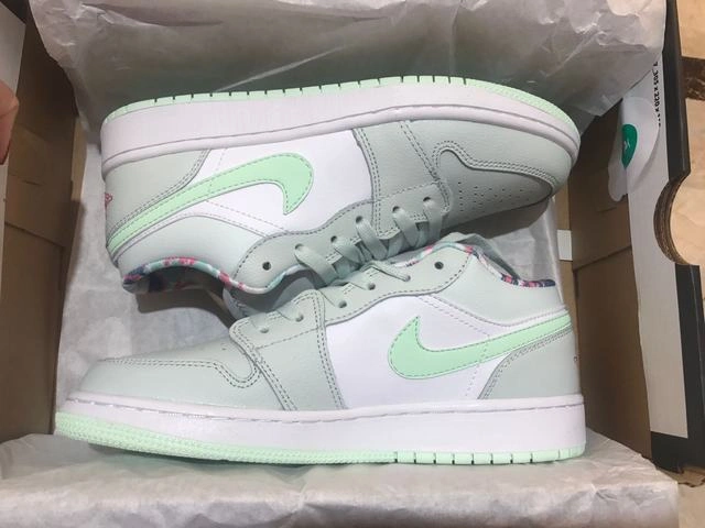 Air Jordan 1 Retro-220