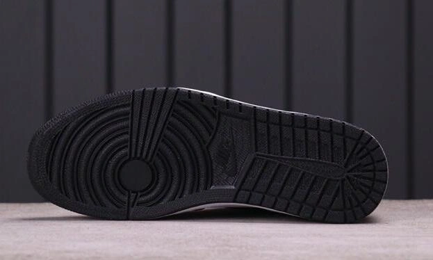 Cheap Air Jordan 1 WMNS Satin Snake-1