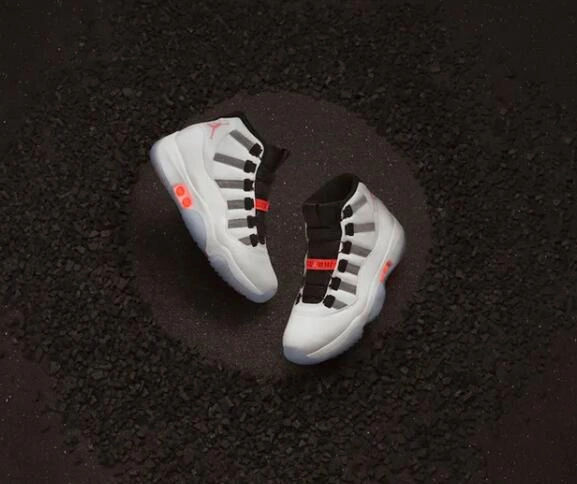 Air Jordan 11 Adapt