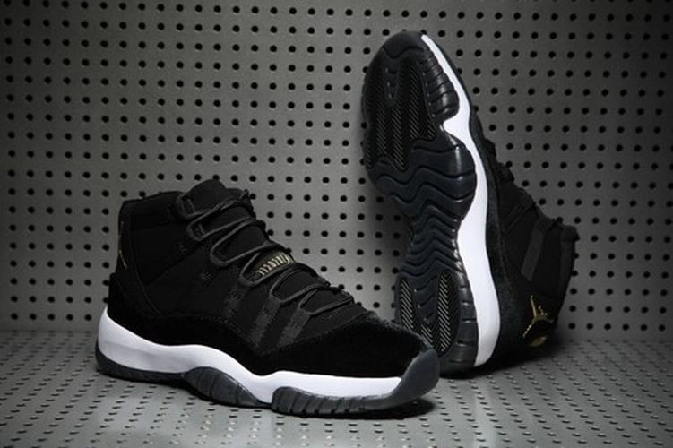 Air Jordan 11 Black “Heiress”-1