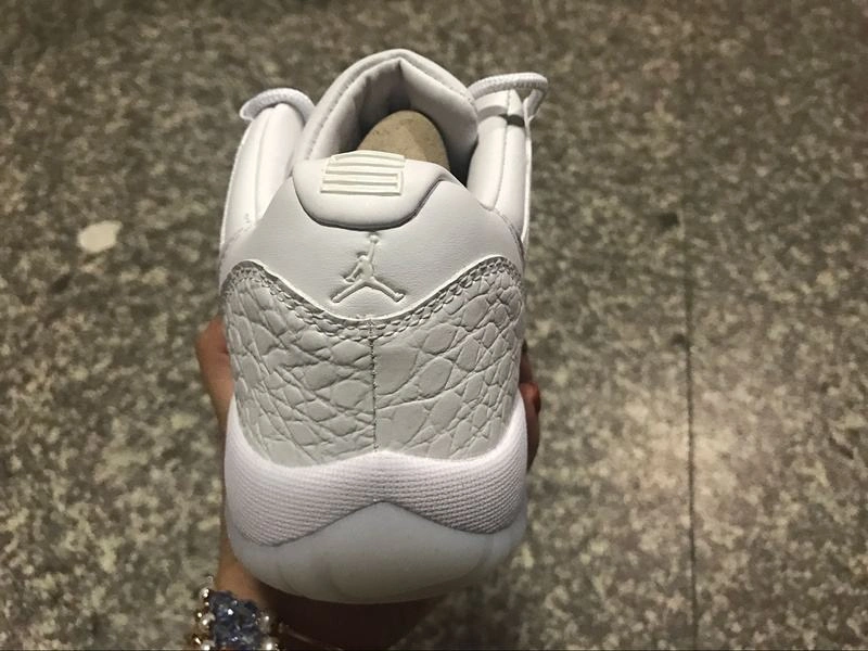 Air Jordan 11 GS All White-1