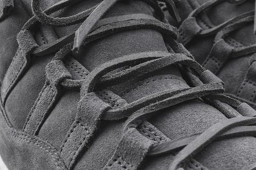 Air Jordan 11 "Grey Suede"