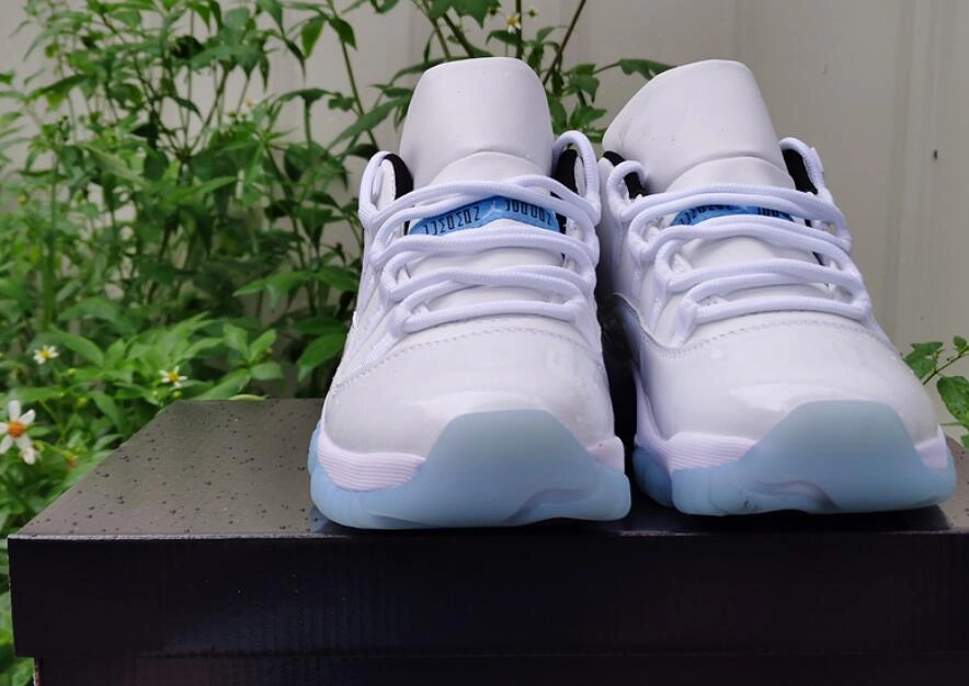 Air Jordan 11 Low Blue legend-1