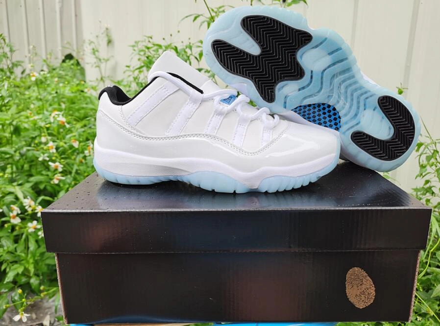 Air Jordan 11 Low Blue legend-1