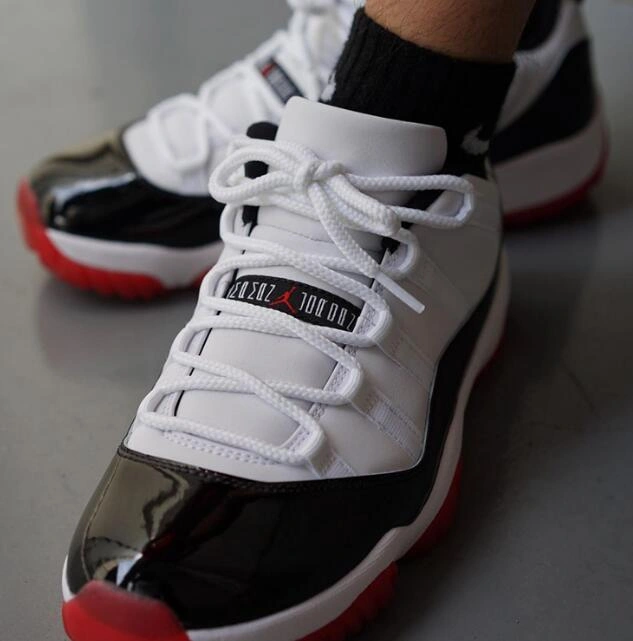 Air Jordan 11 Low Concord Bred-1