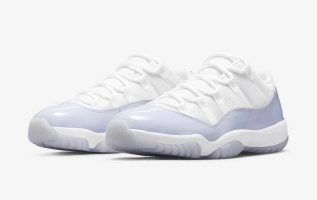 Air Jordan 11 Low WMNS Pure Violet